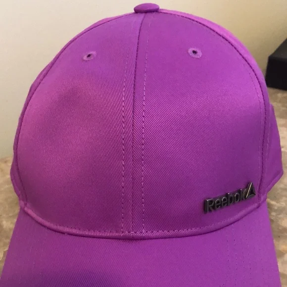 Reebok Cap - Picture 2 of 7